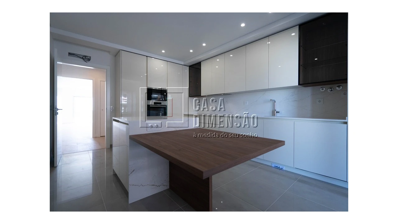 Apartamento T2 para Venda em Carnaxide e Queijas Foto 20
