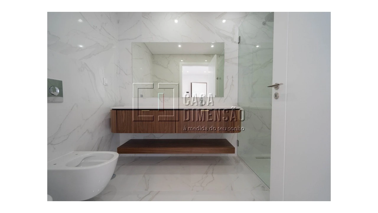 Apartamento T2 para Venda em Carnaxide e Queijas Foto 29