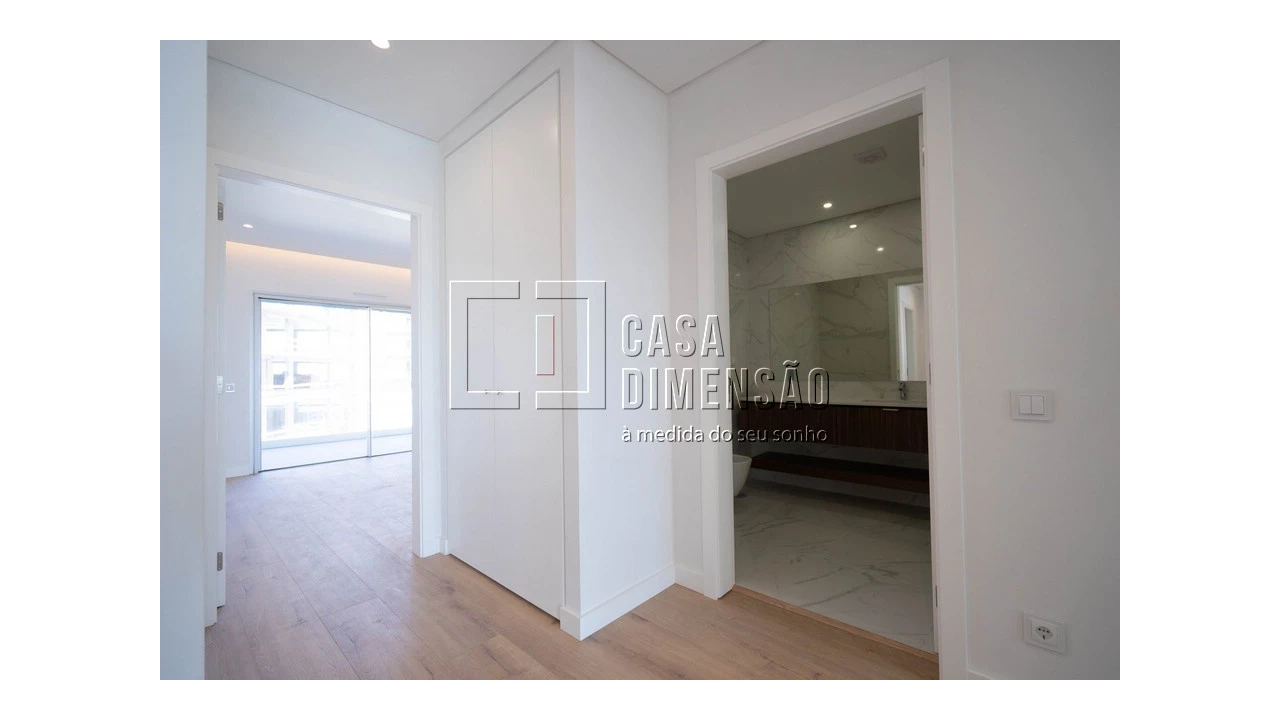 Apartamento T2 para Venda em Carnaxide e Queijas Foto 34