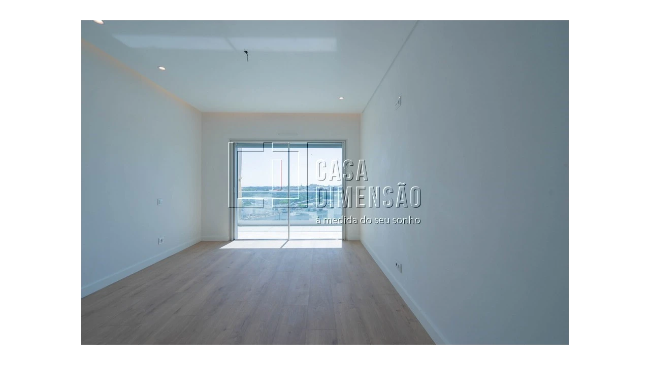 Apartamento T2 para Venda em Carnaxide e Queijas Foto 41