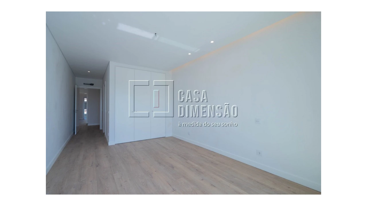 Apartamento T2 para Venda em Carnaxide e Queijas Foto 42