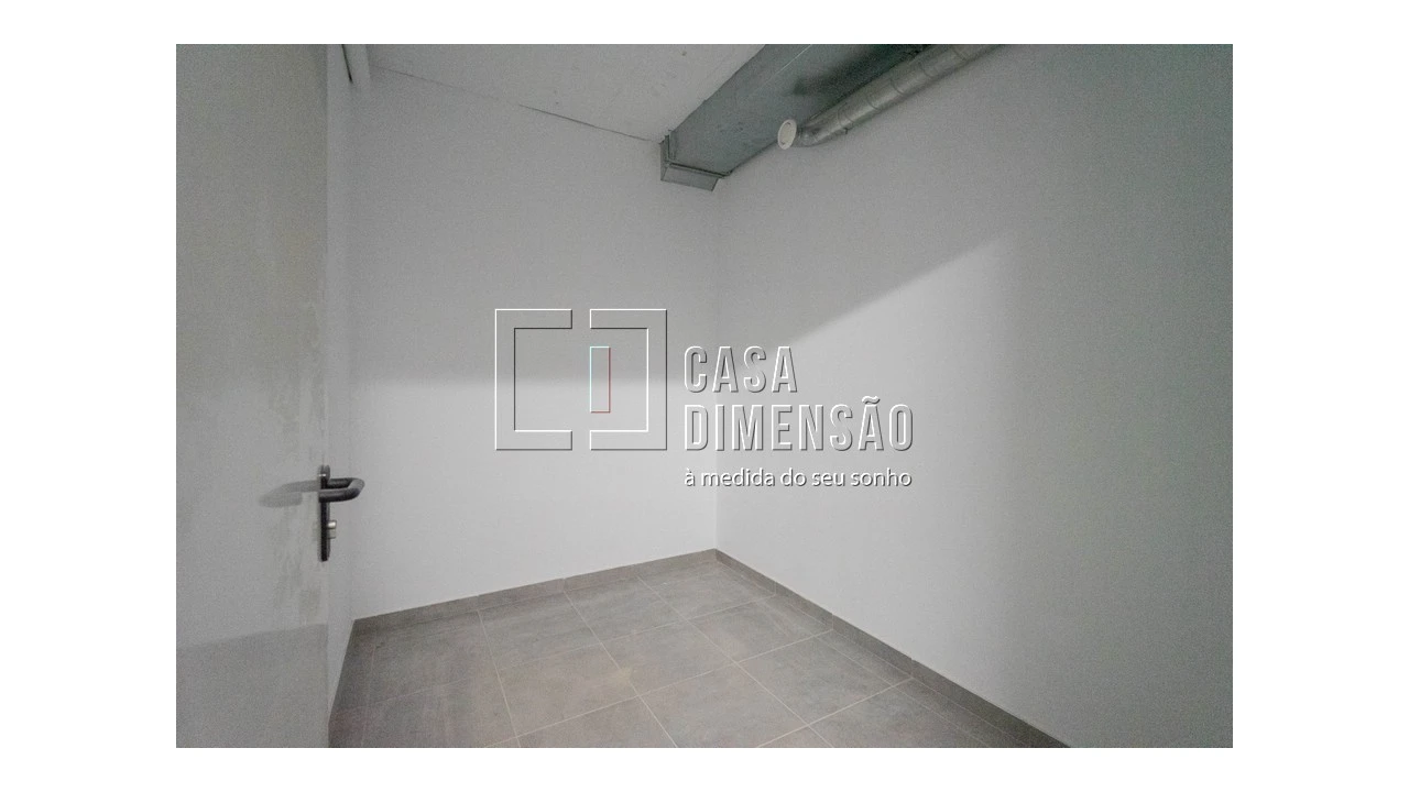 Apartamento T2 para Venda em Carnaxide e Queijas Foto 50