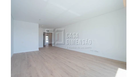 Apartamento T2 para Venda em Carnaxide e Queijas