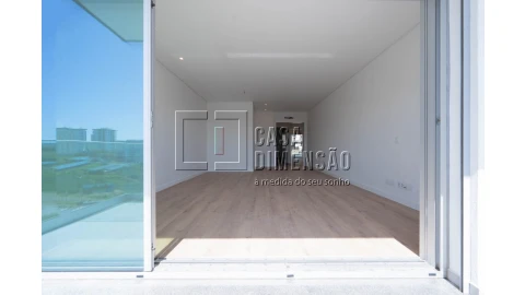 Apartamento T2 para Venda em Carnaxide e Queijas