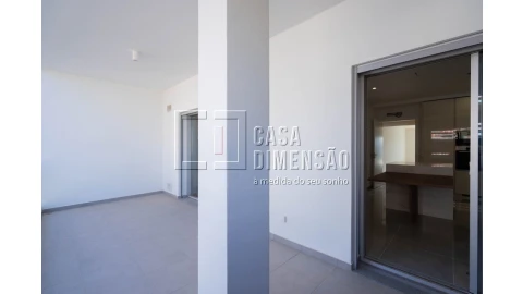 Apartamento T2 para Venda em Carnaxide e Queijas