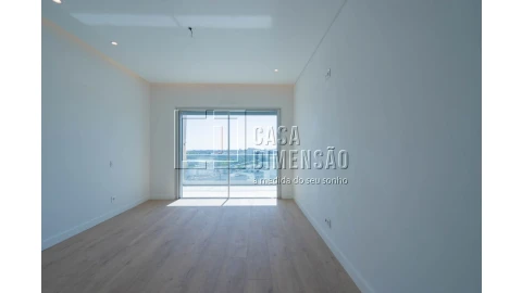 Apartamento T2 para Venda em Carnaxide e Queijas