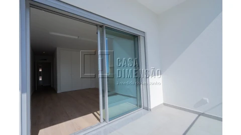 Apartamento T2 para Venda em Carnaxide e Queijas