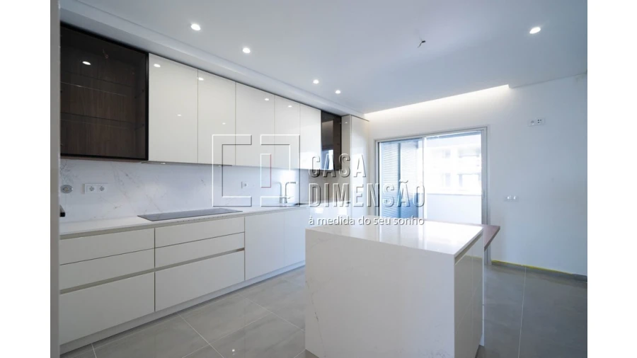 Apartamento T2 para Venda em Carnaxide e Queijas Foto 13