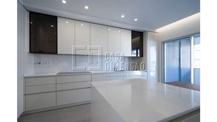 Apartamento T2 para Venda em Carnaxide e Queijas Foto 15