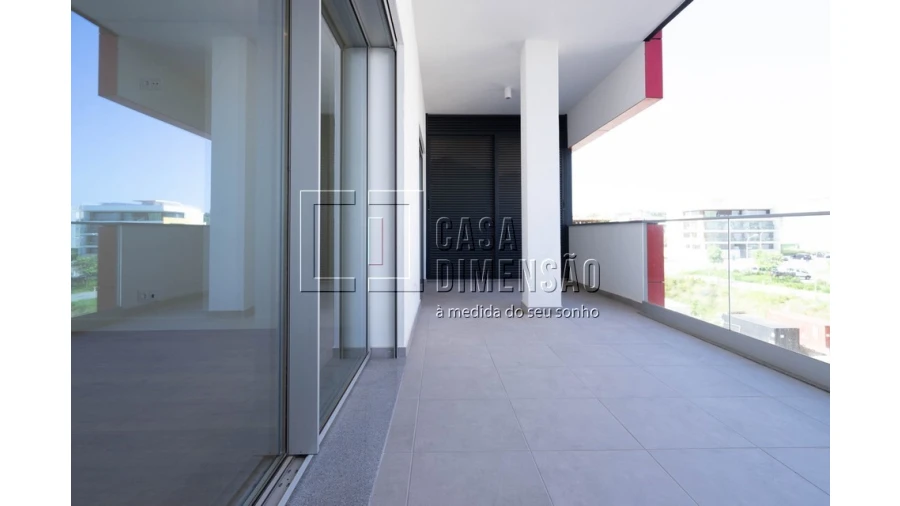Apartamento T2 para Venda em Carnaxide e Queijas Foto 28