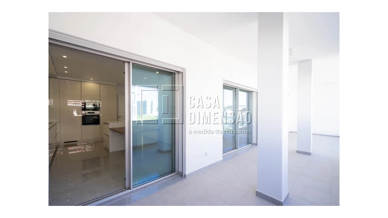 Apartamento T3 para Venda em Carnaxide e Queijas Foto 21