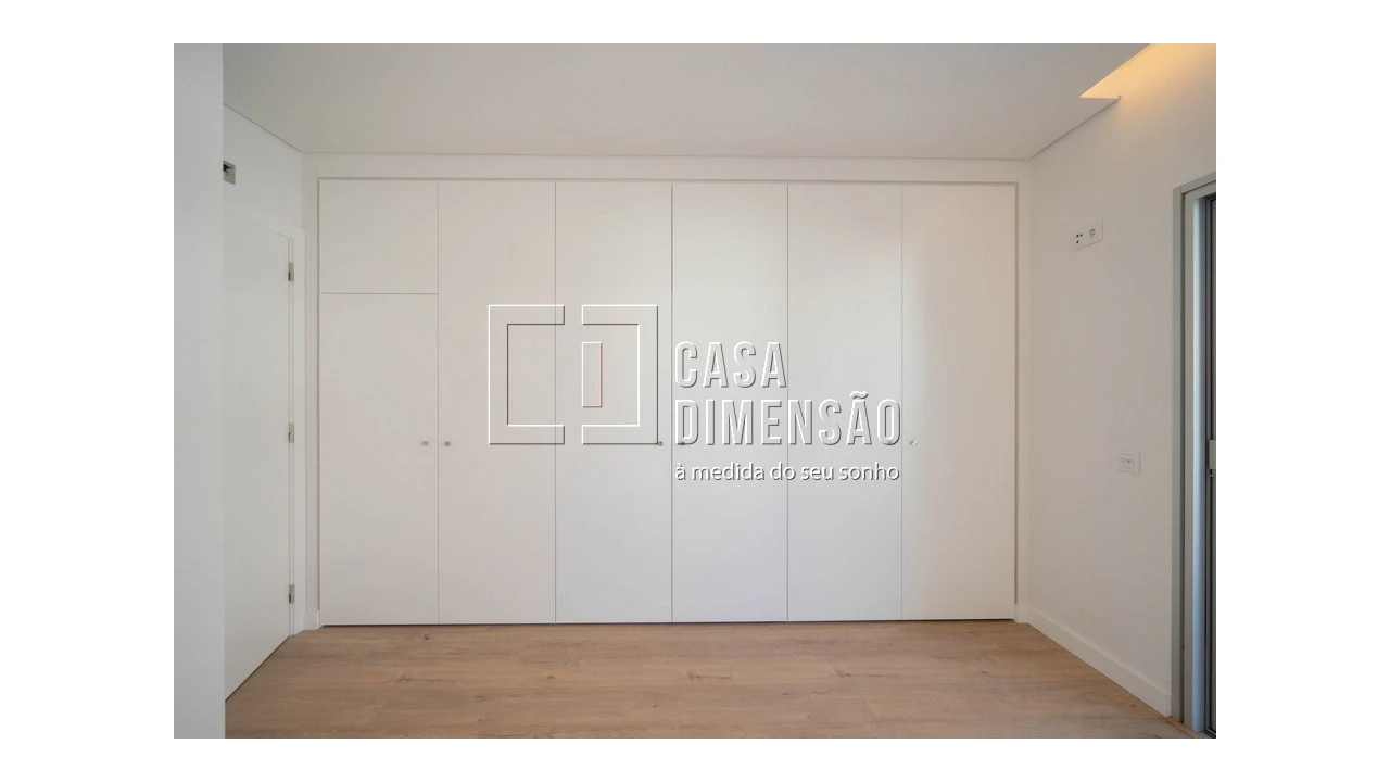 Apartamento T3 para Venda em Carnaxide e Queijas Foto 28