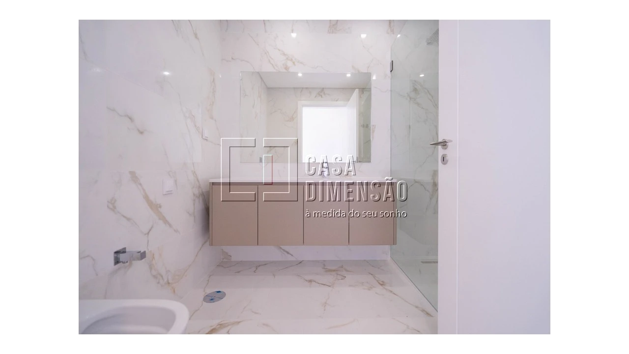Apartamento T3 para Venda em Carnaxide e Queijas Foto 40