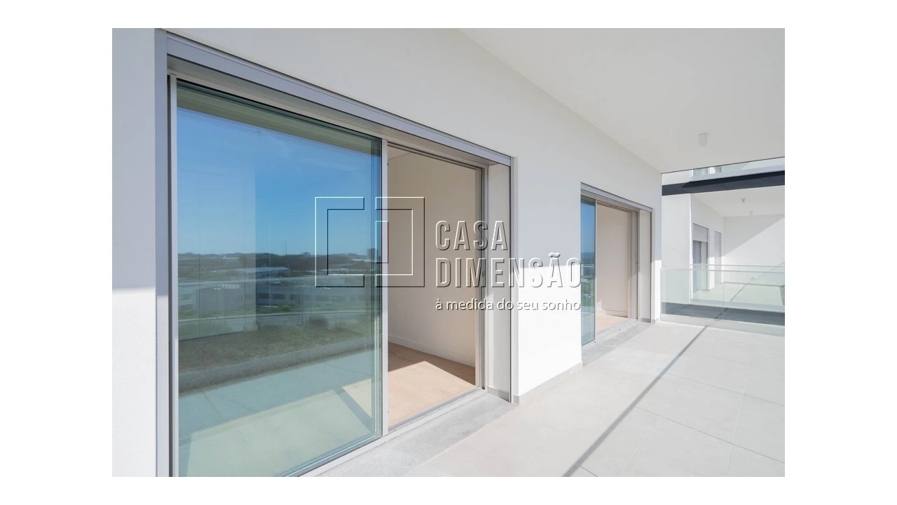 Apartamento T3 para Venda em Carnaxide e Queijas Foto 45