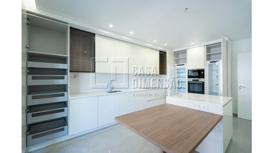 Apartamento T3 para Venda em Carnaxide e Queijas Foto 12