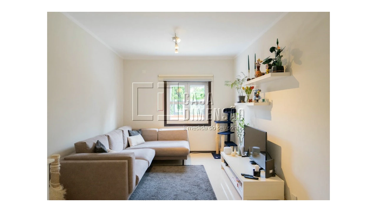 Apartamento T1 para Venda em Carnaxide e Queijas Foto 7