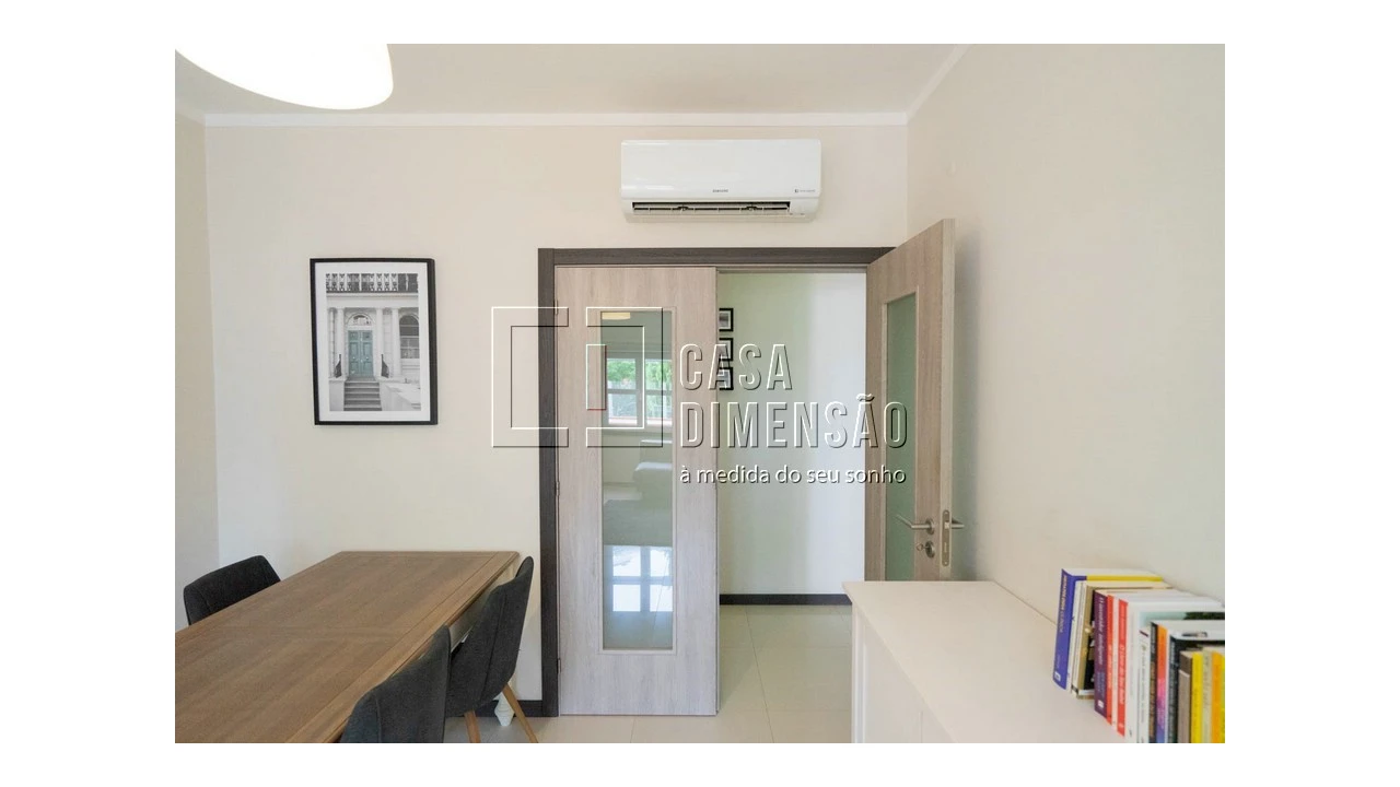 Apartamento T1 para Venda em Carnaxide e Queijas Foto 15