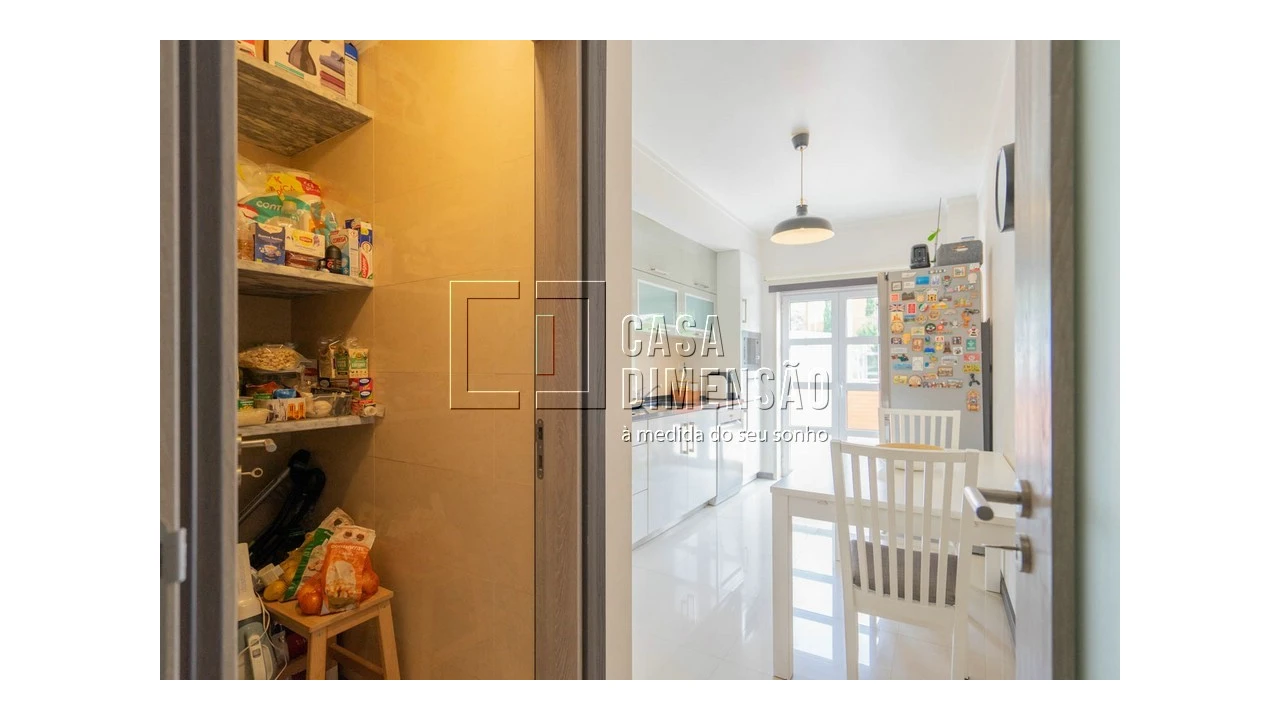 Apartamento T1 para Venda em Carnaxide e Queijas Foto 20