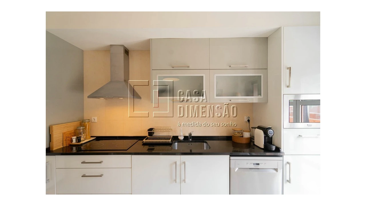Apartamento T1 para Venda em Carnaxide e Queijas Foto 27