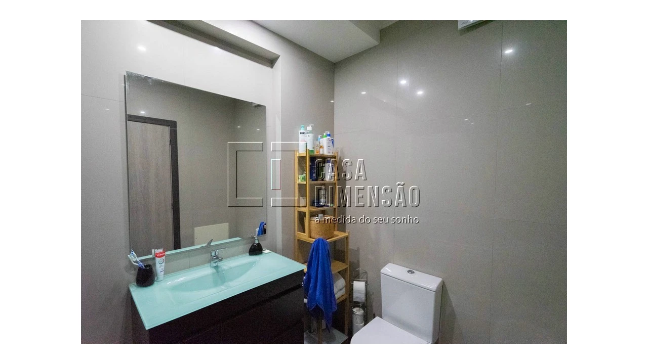 Apartamento T1 para Venda em Carnaxide e Queijas Foto 44