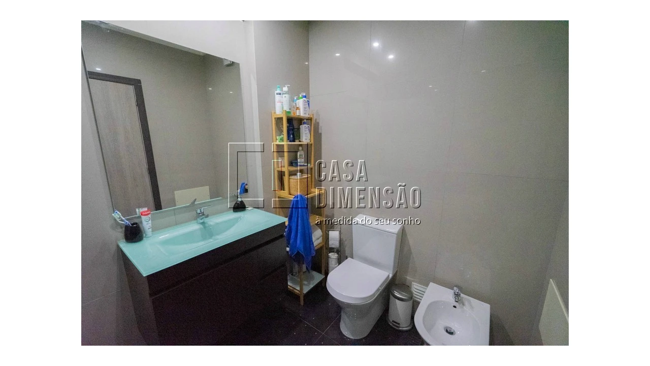 Apartamento T1 para Venda em Carnaxide e Queijas Foto 46