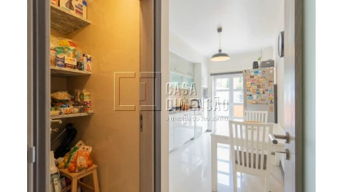 Apartamento T1 para Venda em Carnaxide e Queijas