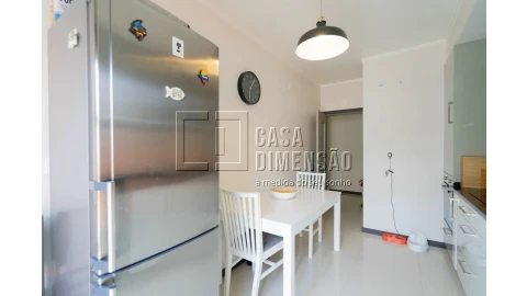 Apartamento T1 para Venda em Carnaxide e Queijas