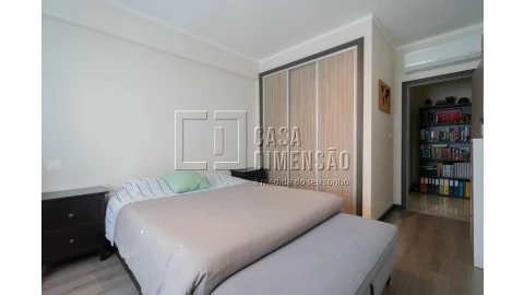 Apartamento T1 para Venda em Carnaxide e Queijas