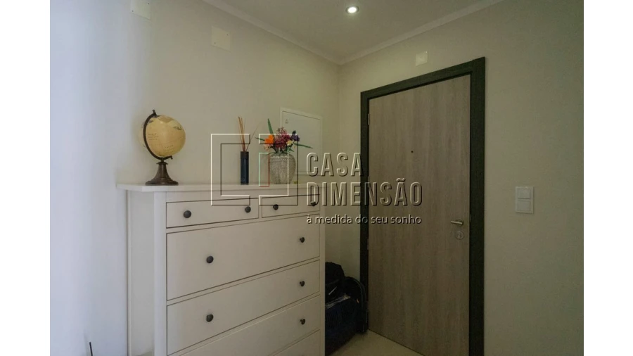 Apartamento T1 para Venda em Carnaxide e Queijas Foto 3