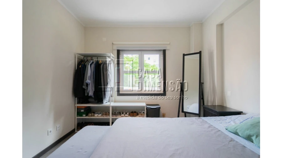 Apartamento T1 para Venda em Carnaxide e Queijas Foto 36