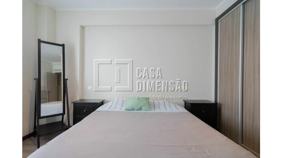 Apartamento T1 para Venda em Carnaxide e Queijas Foto 38