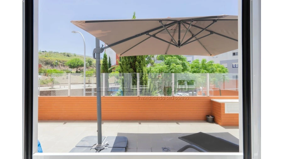 Apartamento T1 para Venda em Carnaxide e Queijas Foto 53