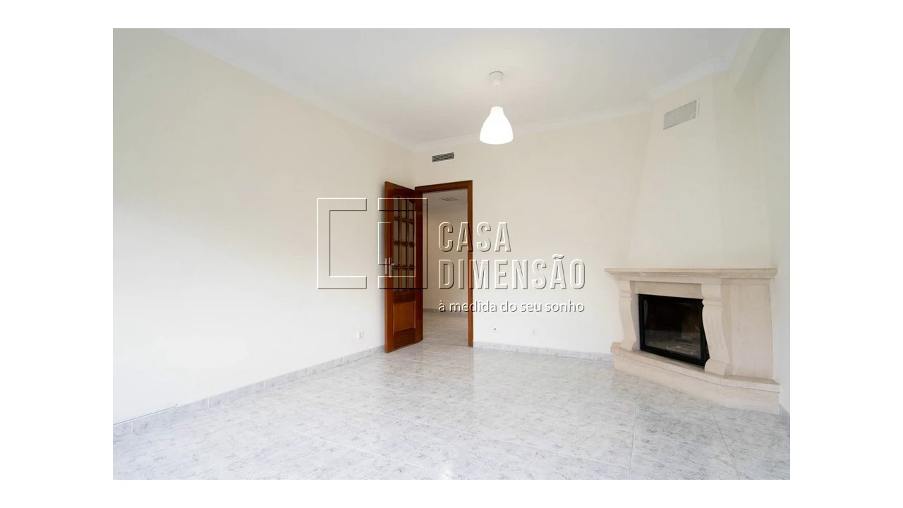 Apartamento T2 para Venda em Barcarena Foto 6