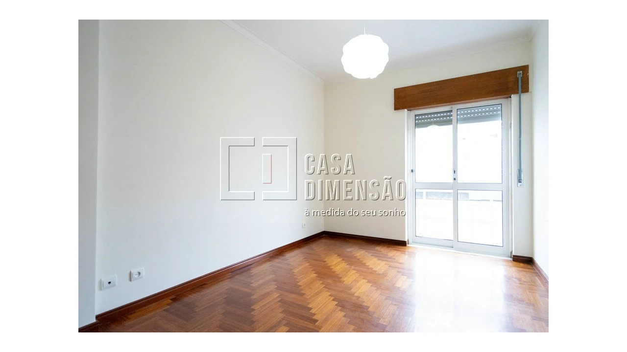 Apartamento T2 para Venda em Barcarena Foto 13