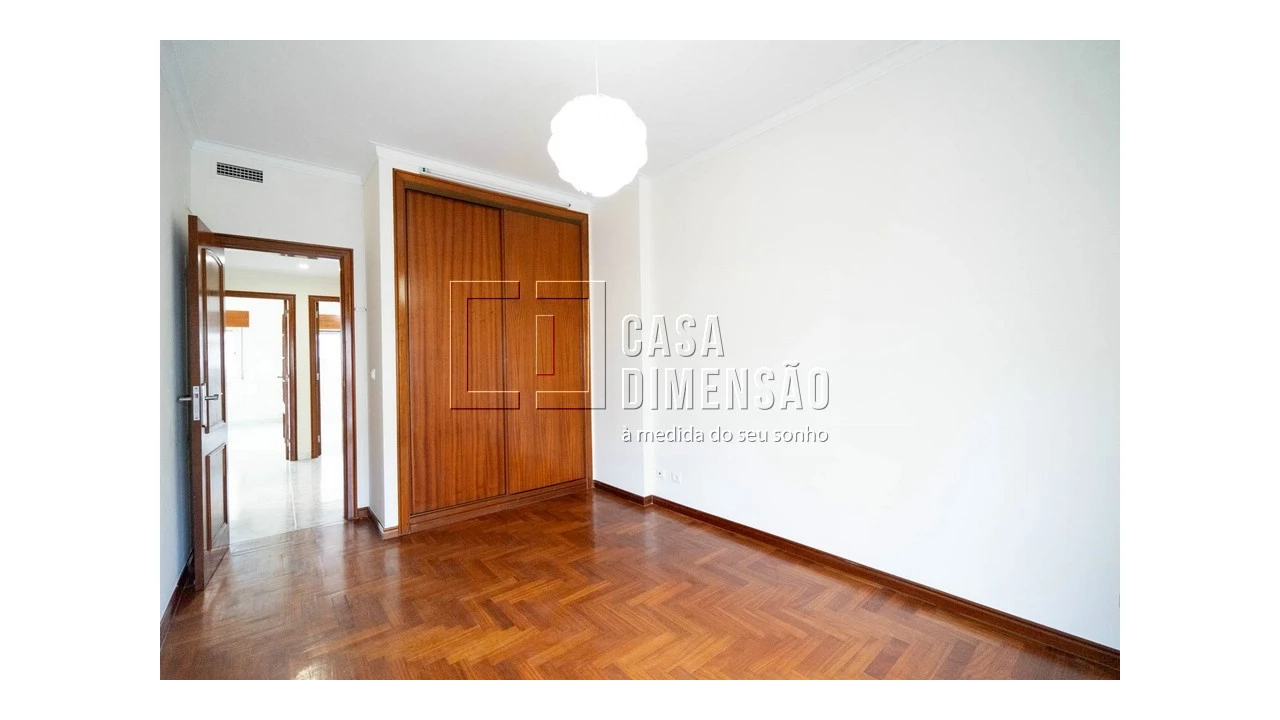 Apartamento T2 para Venda em Barcarena Foto 15