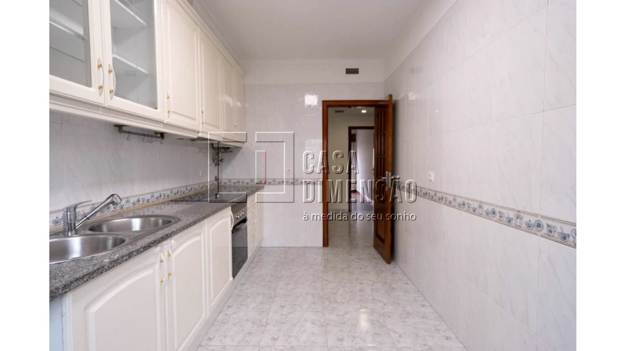 Apartamento T2 para Venda em Barcarena Foto 8