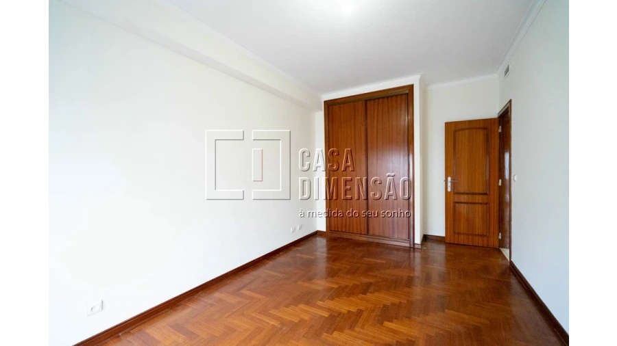 Apartamento T2 para Venda em Barcarena Foto 18