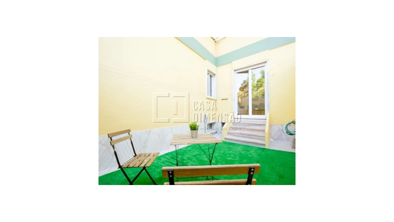 Apartamento T3 para Venda em Benfica Foto 1