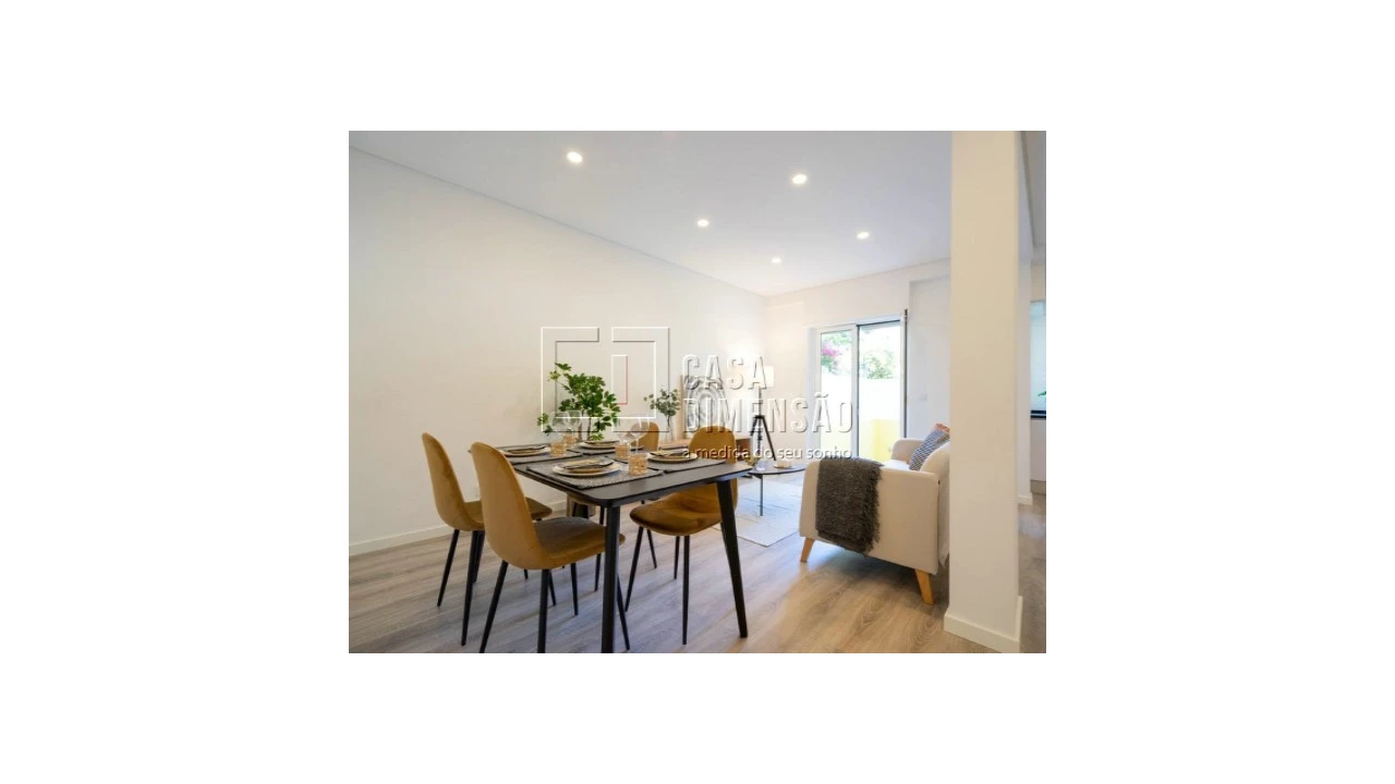 Apartamento T3 para Venda em Benfica Foto 2