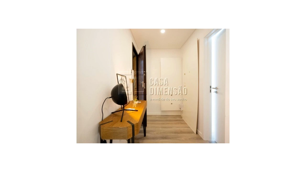 Apartamento T3 para Venda em Benfica Foto 4