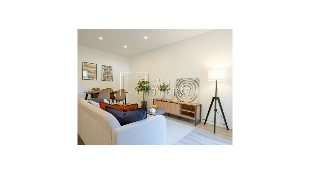 Apartamento T3 para Venda em Benfica Foto 5
