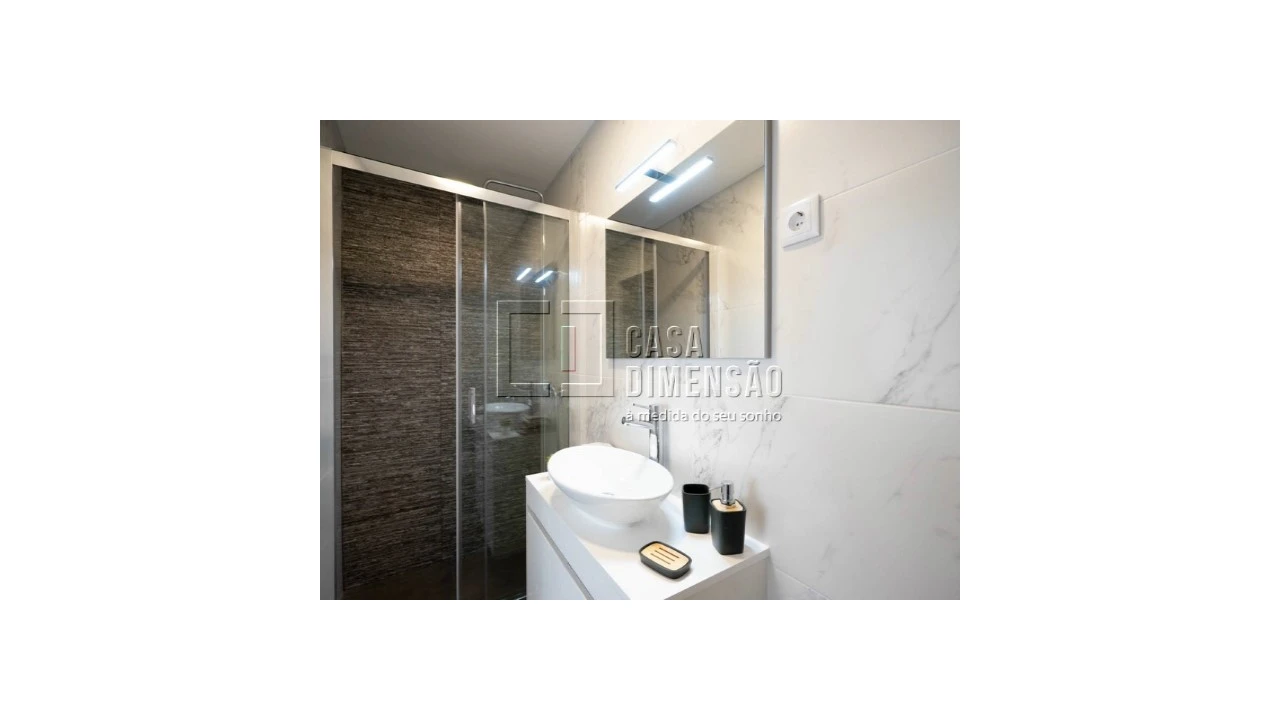 Apartamento T3 para Venda em Benfica Foto 32