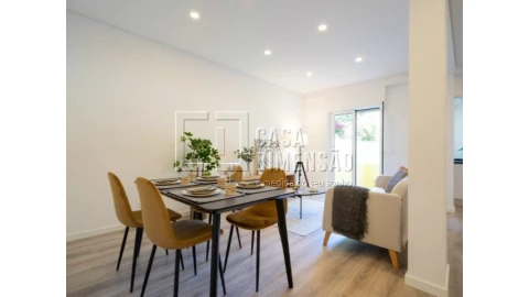Apartamento T3 para Venda em Benfica