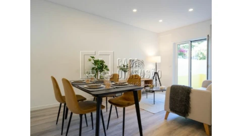 Apartamento T3 para Venda em Benfica