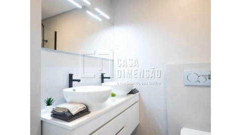 Apartamento T3 para Venda em Benfica