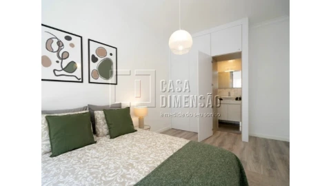 Apartamento T3 para Venda em Benfica