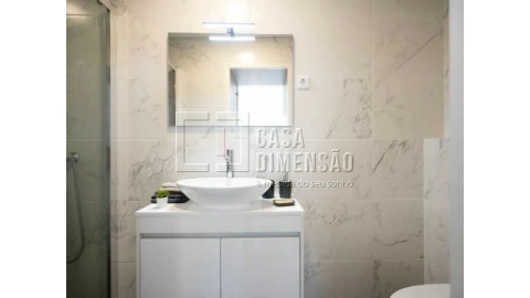 Apartamento T3 para Venda em Benfica