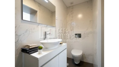Apartamento T3 para Venda em Benfica