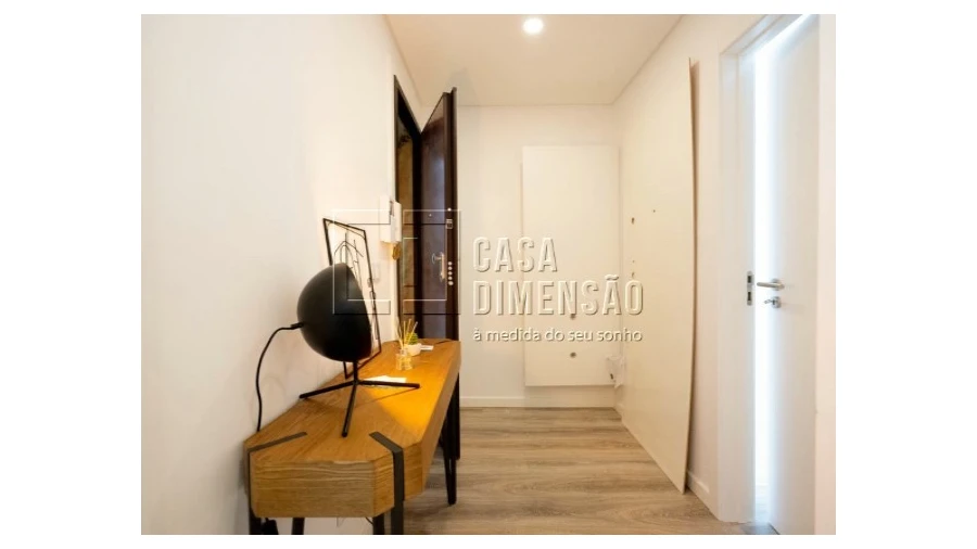 Apartamento T3 para Venda em Benfica Foto 4