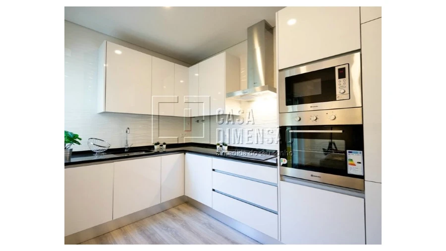 Apartamento T3 para Venda em Benfica Foto 11